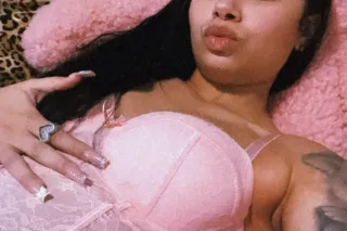 let me be your valentine baby ... - Image 4