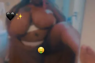 VALENTINES INCALLS SPECIALS💵🫦💦... - Image 1