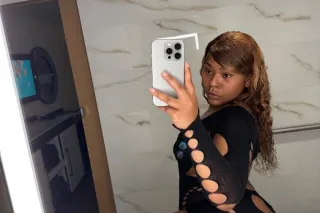 QV Specials! & TWO GIRL SPECIA... - Image 2