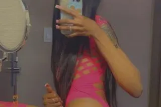 Pretty Tall Barbie Doll 🩷💜🍭 Outcalls Only . No Black Men - Image 6