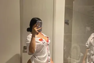 😍🤩😋 Hi daddy my name is valery... - Image 2