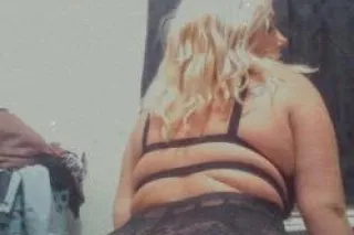 natural, blonde BBW THREESOMES... - Image 4