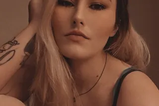 FREAKY FRIDAY DEAL : 120qv 220... - Image 2