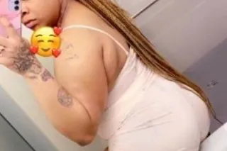 honey available for incalls in... - Image 4