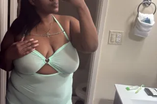 bbw treat your wettest desire ... - Image 3