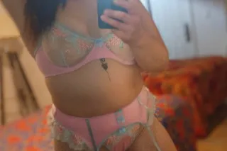 I GIVE THE BEST THROAT HUGS! C... - Image 4