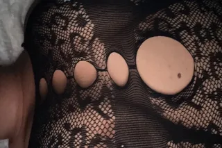 Platinum Head, Beautiful Wet Tight CLEAN Pussy, GORGEOUS face 100 Real - Image 3