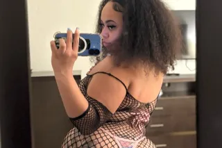 Platinum Head, Beautiful Wet Tight CLEAN Pussy, GORGEOUS face 100 Real - Image 1