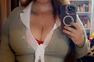 taken a few new clients! Ur DDD domme goddes is back! I LOVE TO PLAY! “Discreet, refined, and deliciously in control." (FETISH friendly) - Image 11