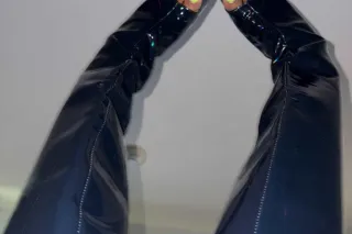 Slim Ebony Treat 🍯 🥰😘 *** Make... - Image 3