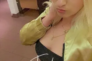 sin city blonde lets party 🎉 o... - Image 2