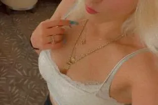 sin city blonde lets party 🎉 o... - Image 1