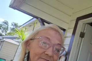 I will only be available til about 330 pm today and then phone will be shut off for the evening...would luv to c u b4 then.cum c me - Image 6