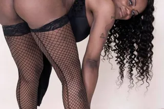 London Skyy your DD Ebony Quee... - Image 1