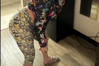 Milk Marie she got a pretty pussy - Image 6