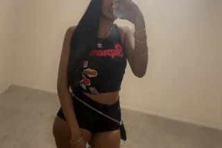 Text Im available now No bare ... - Image 1