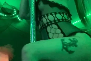 thirsty bunnies drink carrot j... - Image 4