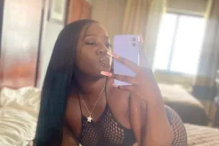 Can I make that dick creamy You're looking for me 🍑🐱and I'm looking for you💵🍆 Let's get straight to it 😏💦 - Image 2