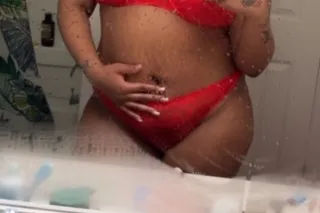 Lets Get Nasty Daddy😋🍾 Come Ha... - Image 1