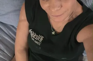 Come see and let a woman show ... - Image 3