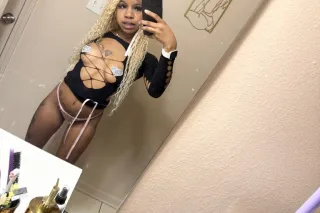 Young Tight Creamy Pussy💦Affor... - Image 3