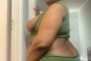 🌸I'M ONLY 4'11"🌸💢$40 BBBJ SPEC... - Image 3