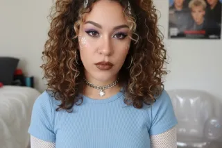 2 Girl Show....Ļet Ĉűm Ťogethe... - Image 4