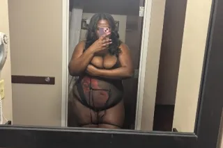 NEW IN TOWN 🏙, SKIN SOFT LIKE BUTTER ASS MOVE LIKE WATER💦 😘 INCALLS, OUTCALL MESSAGE ME DADDY📲💦 - Image 2