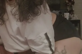 Deliciously Thick Asian. Dange... - Image 3