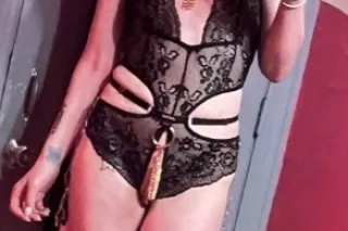 Lookin for some fun - Image 6