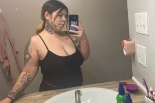 sexy latina - Image 10