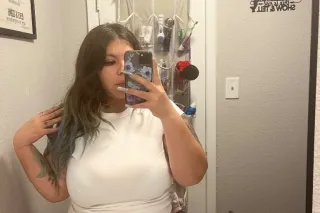 sexy latina - Image 11