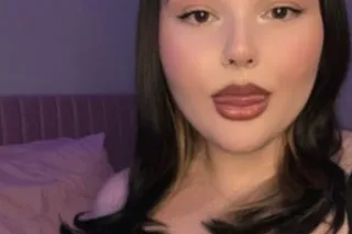 2 girls/doubles available😘Thic... - Image 3