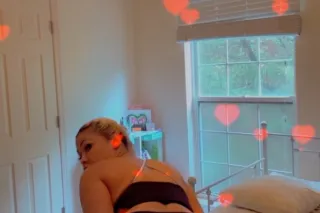 💦🤞🏼WET WET WET WET PUSSY💦🤞🏼 - Image 3