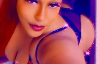 BBW POLE DRAINER VISITING FAUR... - Image 3