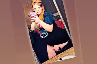 Thick thighs💕CONTENT 4 SELL an... - Image 1