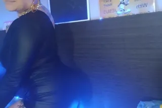 EARLY 🕊 SPECIAL ALL NATURAL LATINA 4'10 HERE TO PLEASE YOU - Image 10