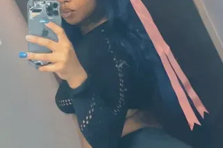 Roses🥀 Are Red This Pussy😻 Is ... - Image 1