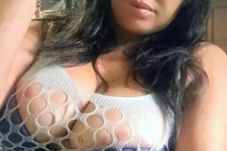 Tropical heat meets your favor... - Image 2