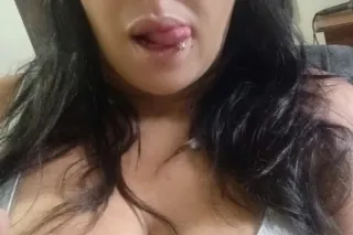 Tropical heat meets your favor... - Image 1