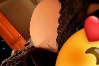 latina rica de pasada en tu ci... - Image 1