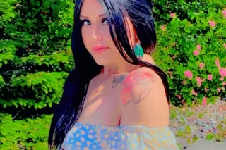 Rare Tight Pussy With Serious ... - Image 1