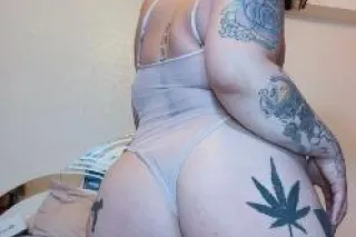 Candy new phone - Image 5