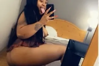 𝕐𝕠𝕦𝕣 𝔽𝕒𝕍𝕆𝕣𝕚𝕋𝔼 Duo 👯♀ 🍒😘 - 25 - Image 1