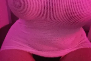 sweet milf a available today 🤗... - Image 2