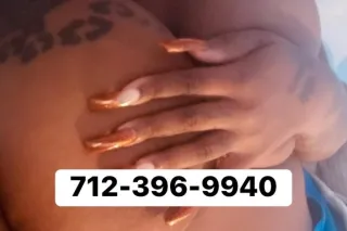 🤶Santas favorite Vixen🤶 - Image 2