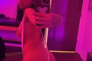 Sexy chocolate ready to have fun and make u cum 💦💦 - Image 4