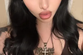 All american girl! NO FULL SERVICE MASSAGE ONLY - Image 5