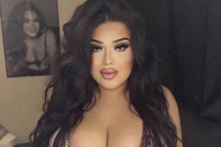 NEW AND YOUNG💋 MOST DESIRED - Image 4