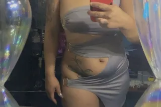 KINKY PLAY WITH A CURVY TREAT ... - Image 2